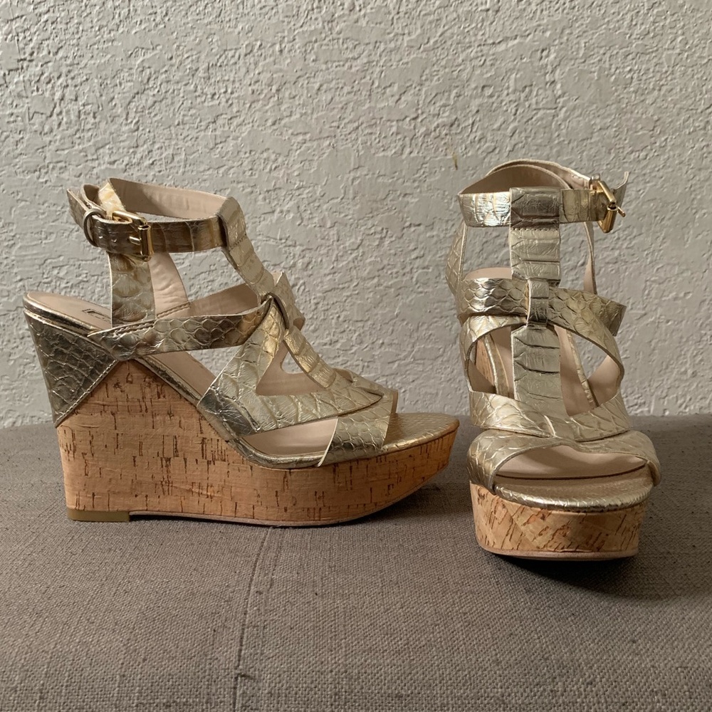 Gold strap wedges